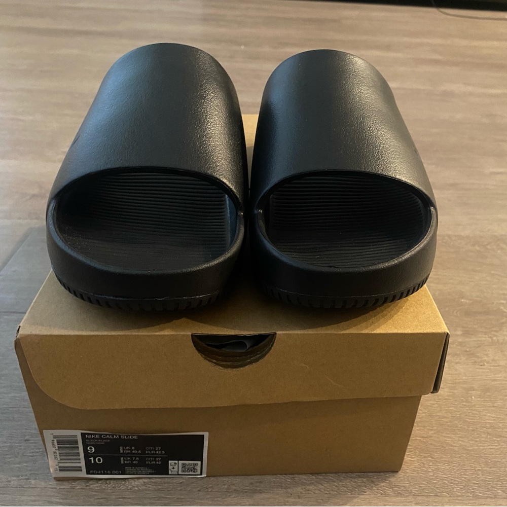 Nike calm slides Men size 9 used black